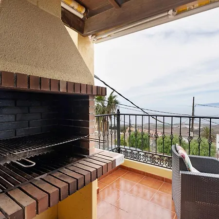 Tijoco Bajo Con Jacuzzi Adeje Lodge *