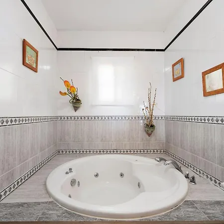 Tijoco Bajo Con Jacuzzi Adeje *